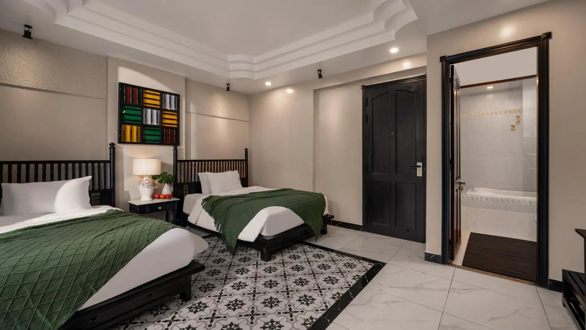 ****  Old Town Hotel Hoi An Vietnam